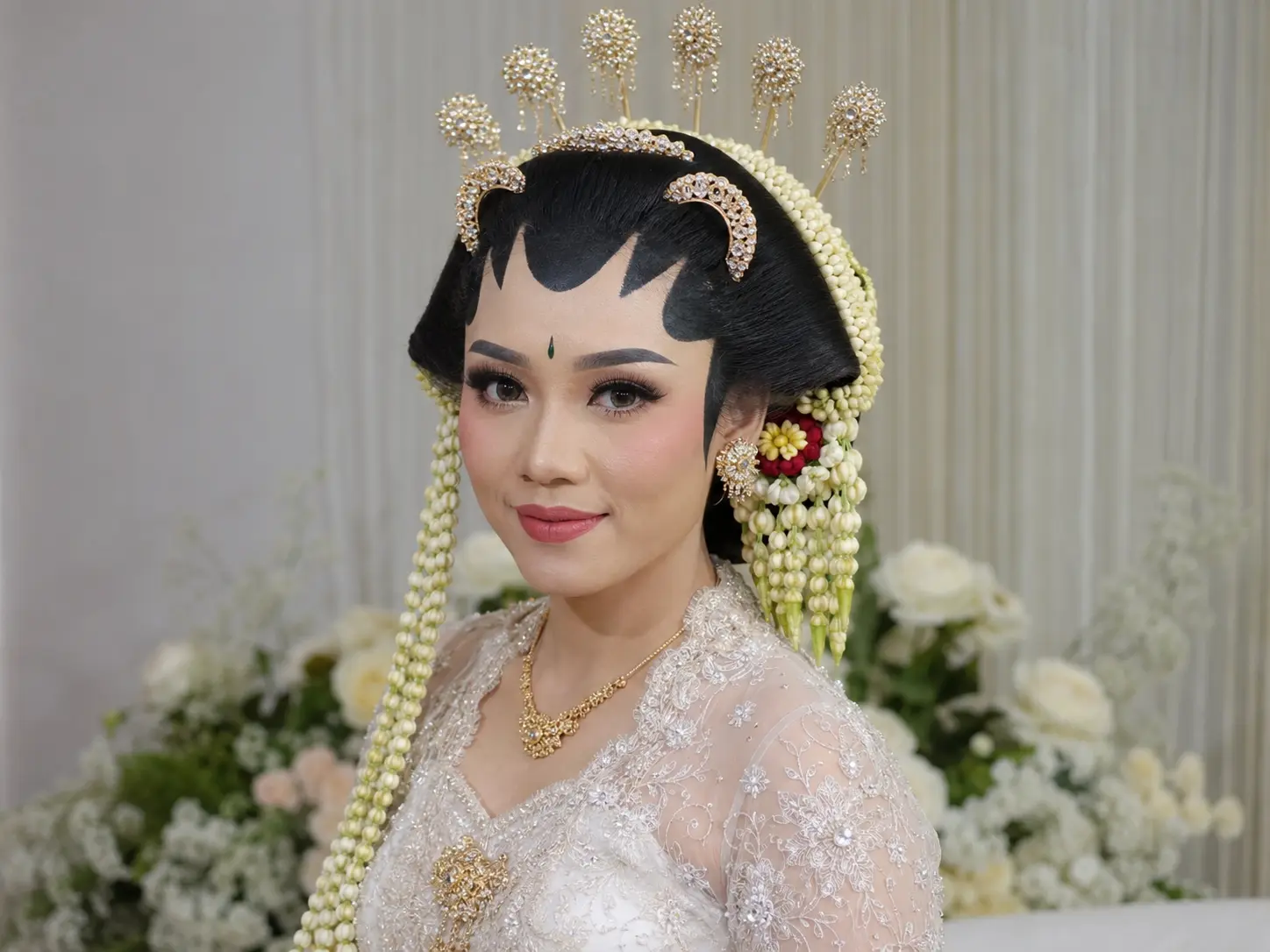 Makeup Jawa tradisional